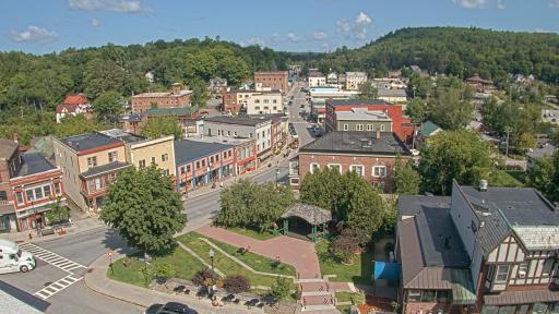 Hotel Saranac Cams - Town View