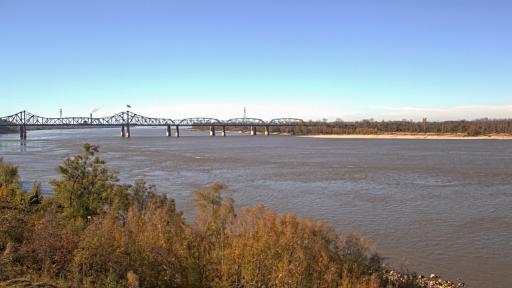 Mississippi River Cams - Bridge View